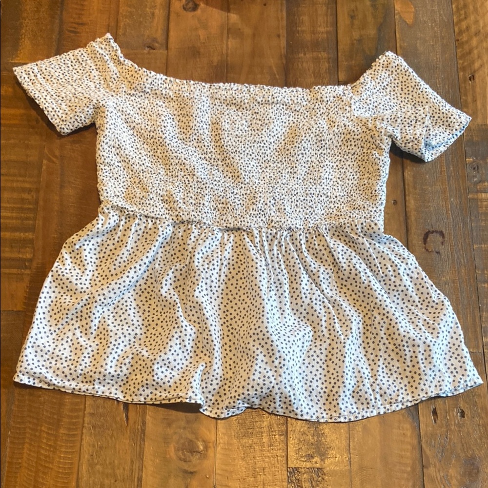 Medium Old Navy Off-Shoulder Polka Dot Top